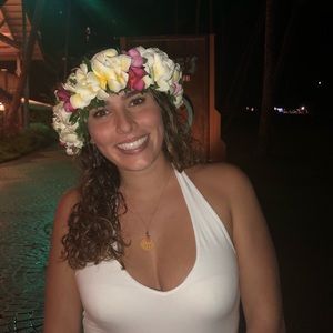 Meet your Posher, Chiara